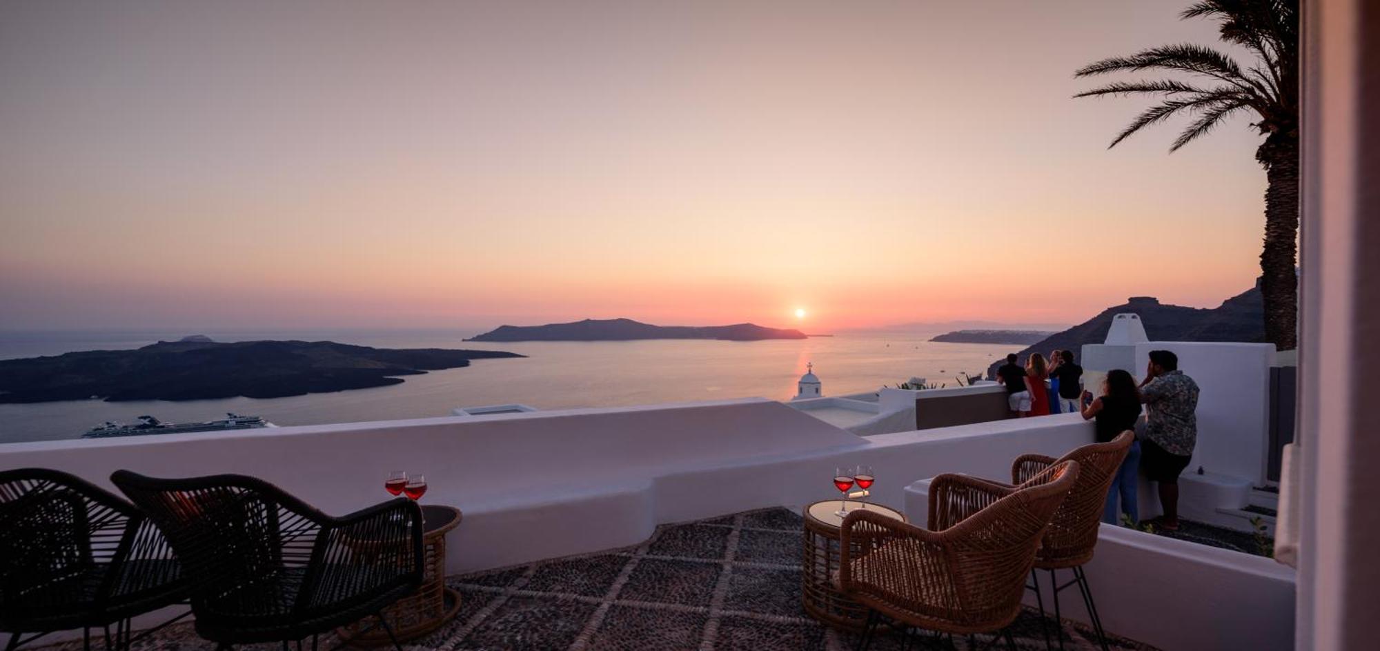 Anemos Family Suites Fira (Santorini) Exterior foto