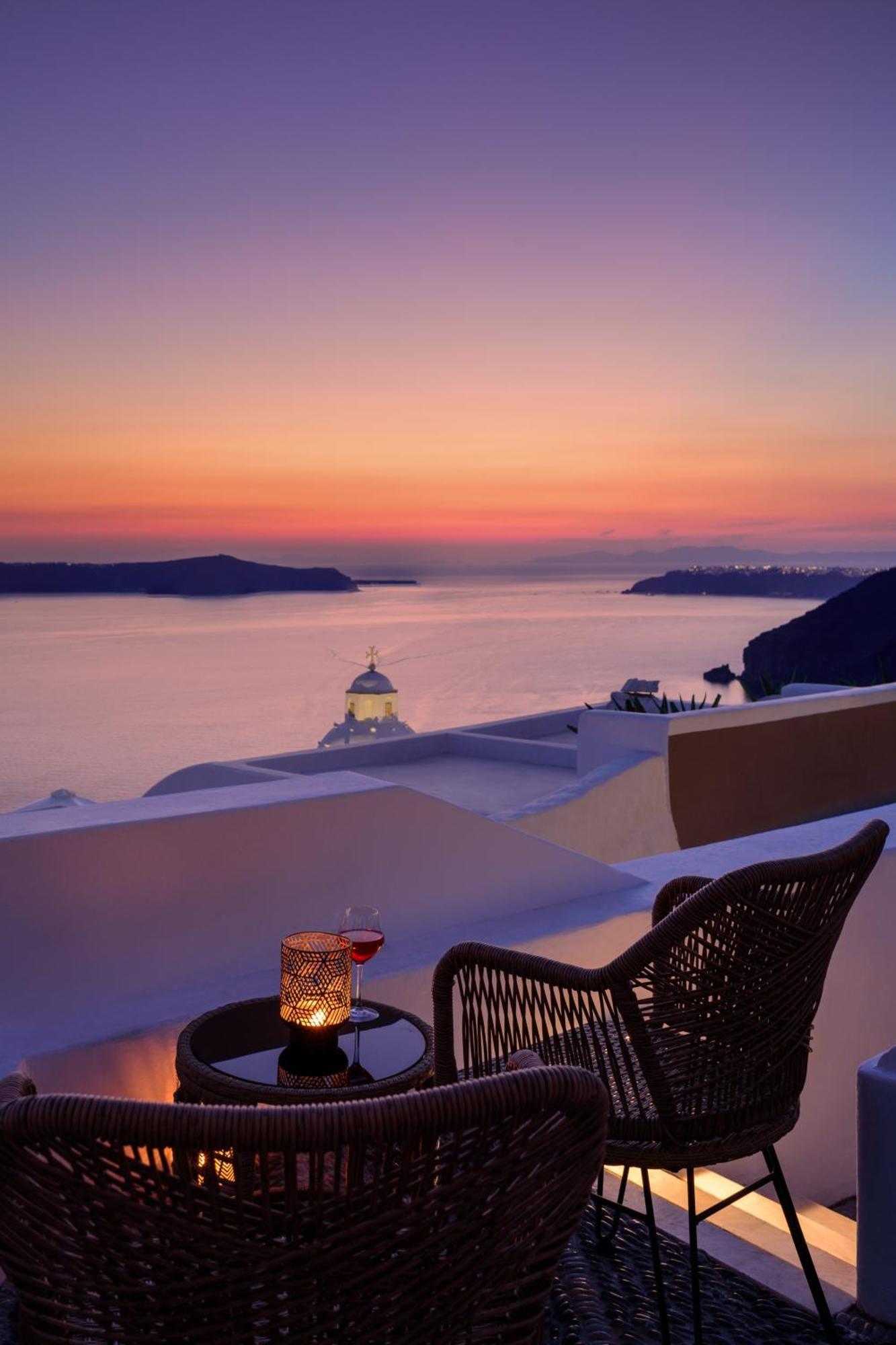 Anemos Family Suites Fira (Santorini) Exterior foto