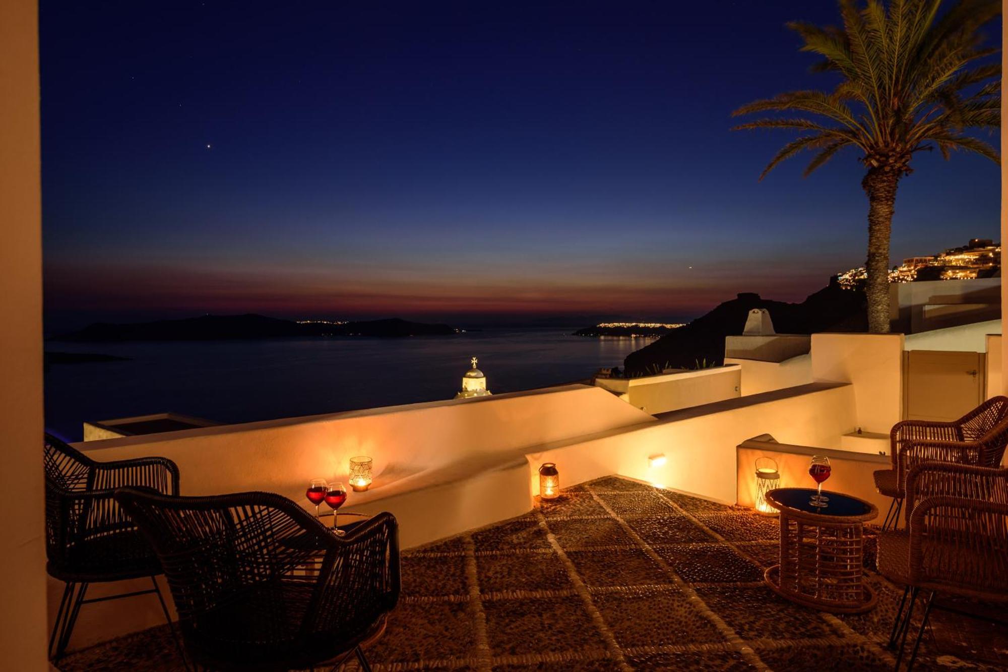 Anemos Family Suites Fira (Santorini) Exterior foto