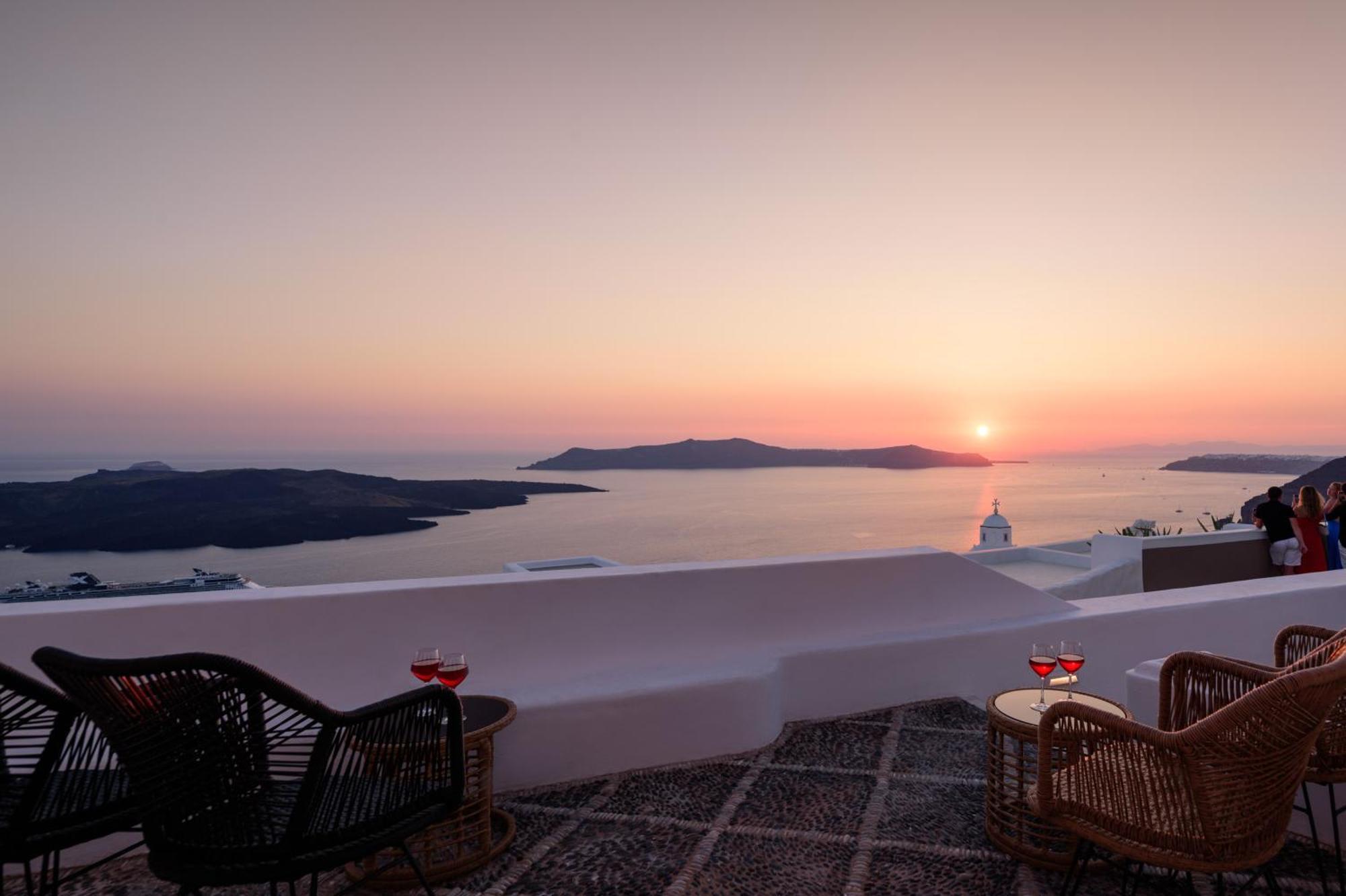 Anemos Family Suites Fira (Santorini) Exterior foto