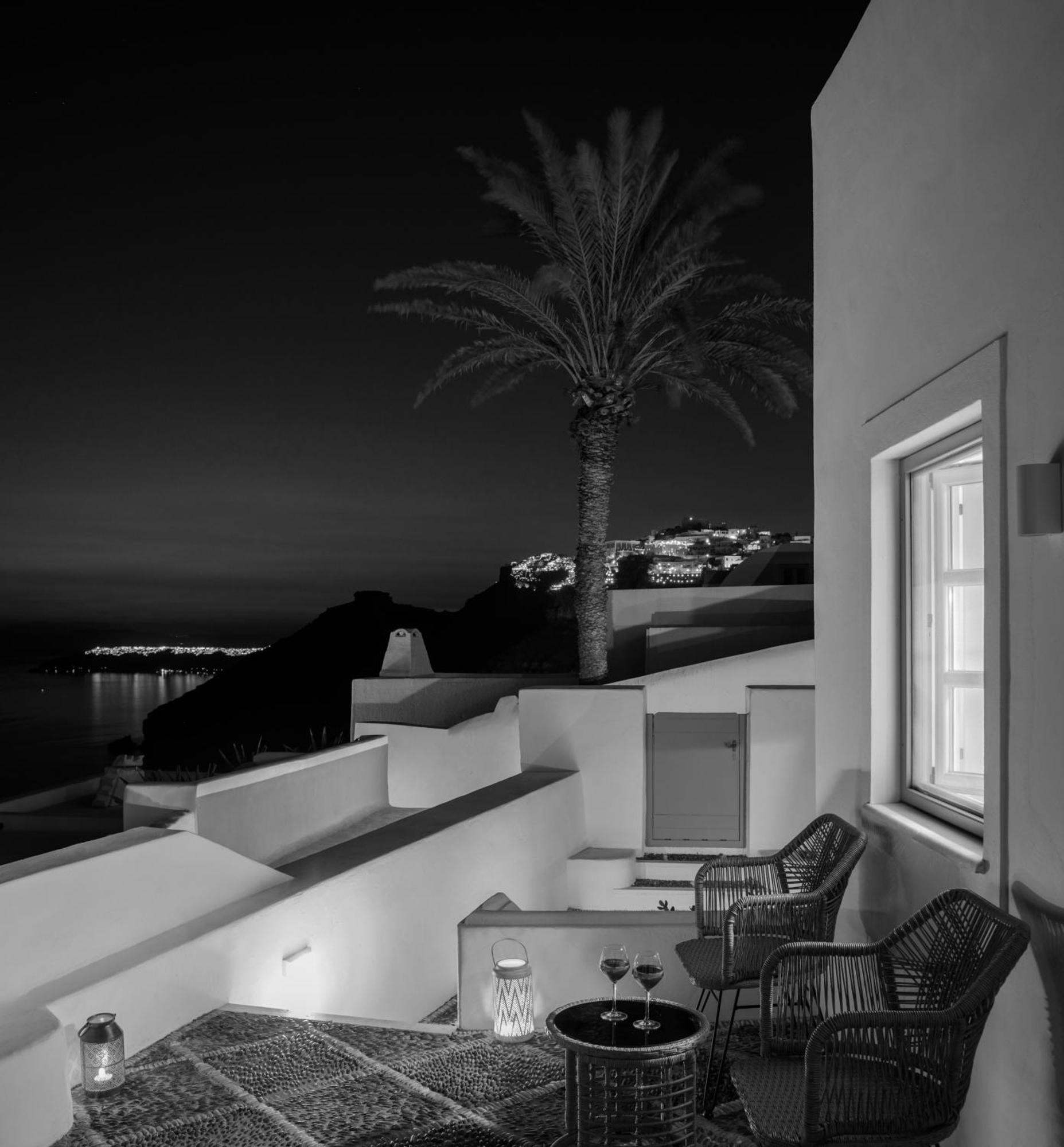 Anemos Family Suites Fira (Santorini) Exterior foto