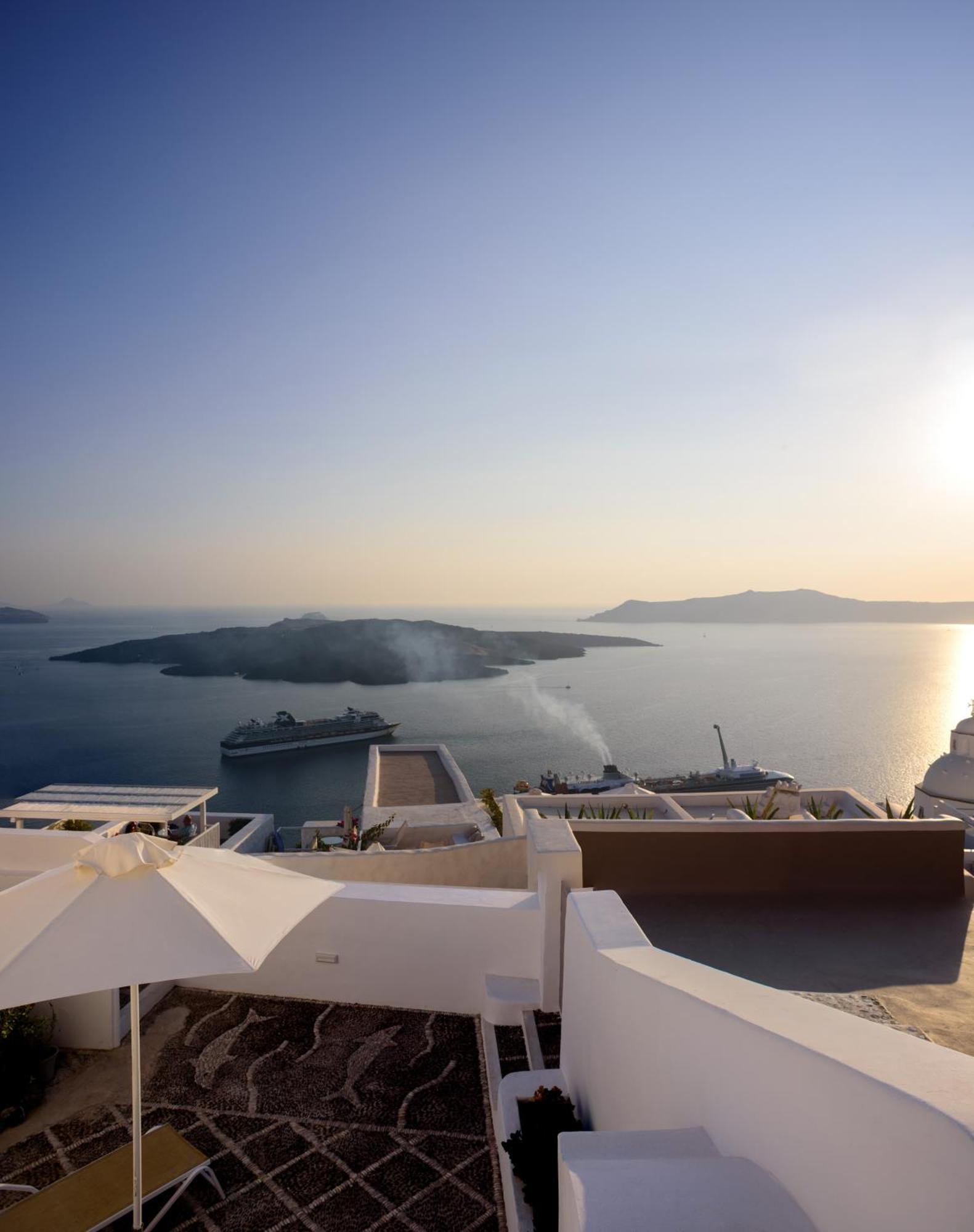 Anemos Family Suites Fira (Santorini) Exterior foto