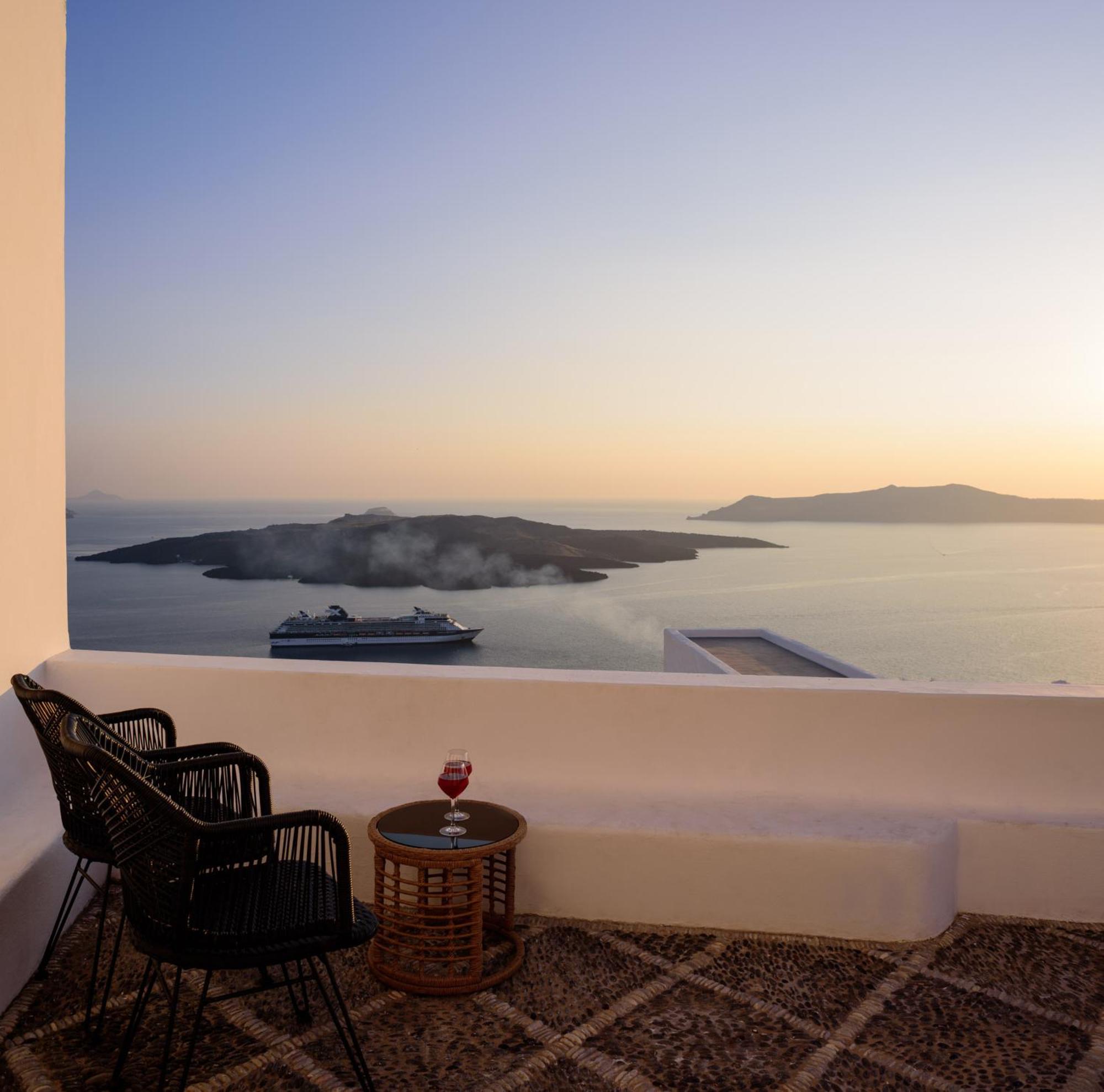 Anemos Family Suites Fira (Santorini) Exterior foto