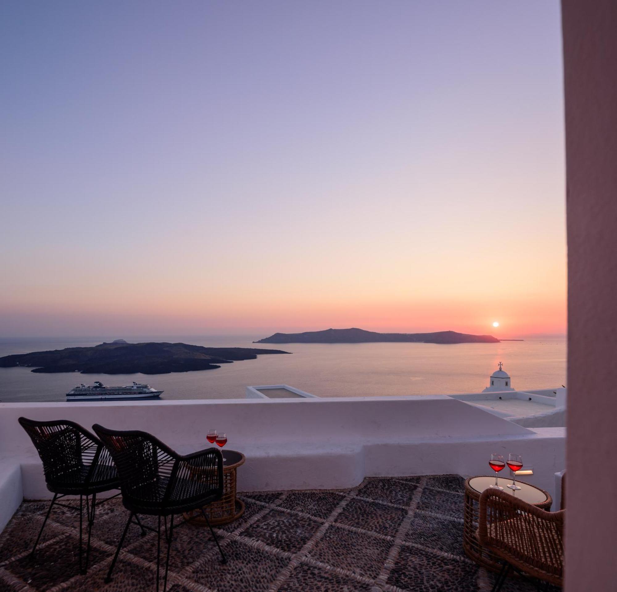 Anemos Family Suites Fira (Santorini) Exterior foto
