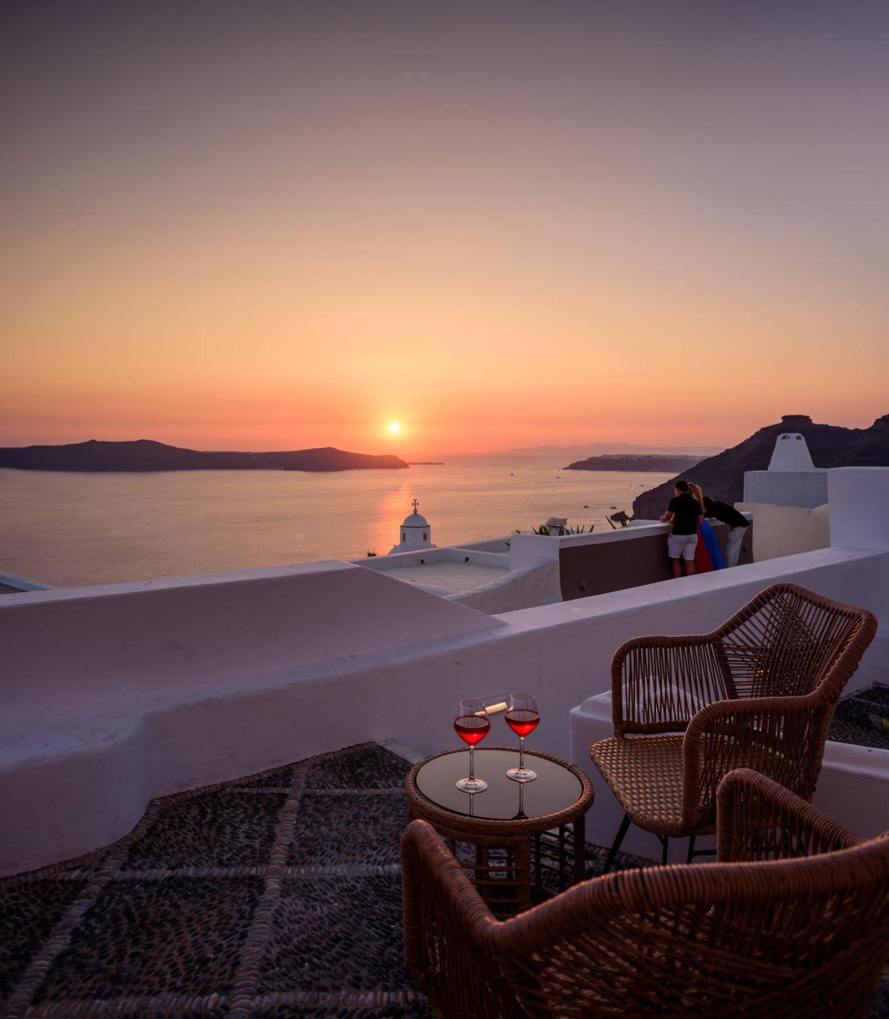 Anemos Family Suites Fira (Santorini) Exterior foto